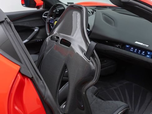 Used 2026 Ferrari 296 GTS RWD image 41