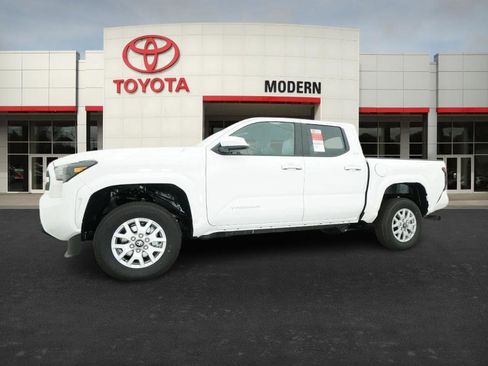 New 2025 Toyota Tacoma SR5 image 8
