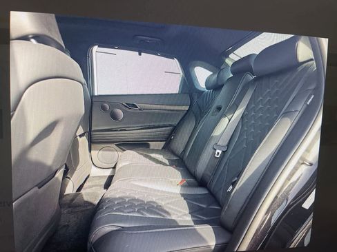 Used 2026 Genesis G80 3.5T Prestige image 8