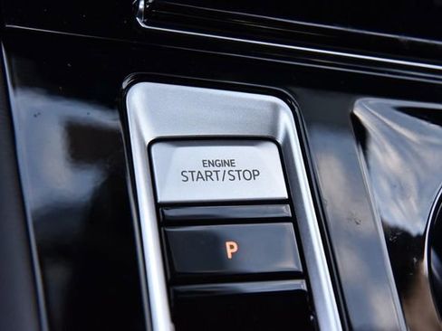 New 2026 Volkswagen Atlas Cross Sport SE image 17