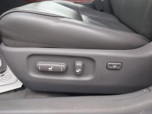 Used 2006 Toyota Avalon XL image 11