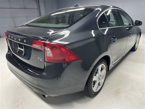 Used 2012 Volvo S60 T5 FWD image 7