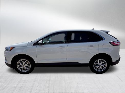 Certified 2024 Ford Edge SEL w/ Convenience Package AWD/4WD image 4