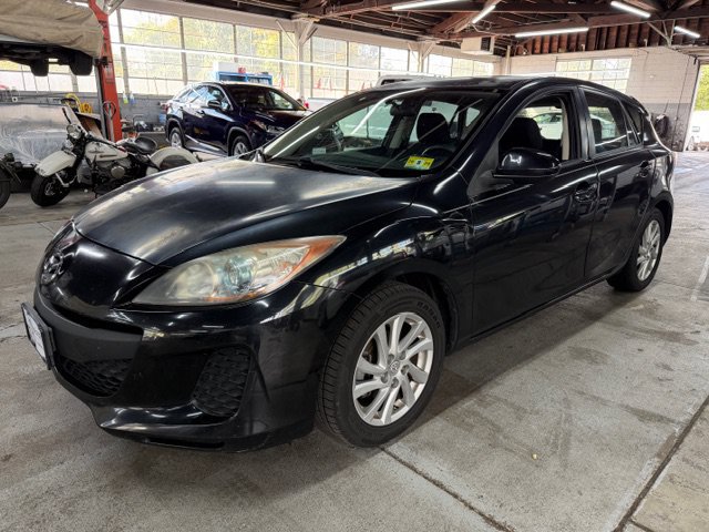 Used 2012 MAZDA MAZDA3 i Touring FWD image 1