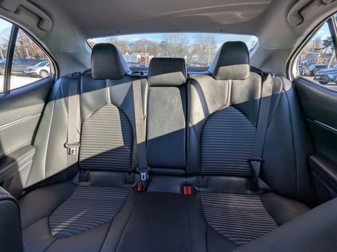 Used 2019 Toyota Camry SE image 19