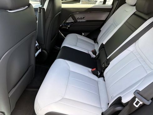 New 2026 Land Rover Range Rover Sport Dynamic SE AWD/4WD image 12