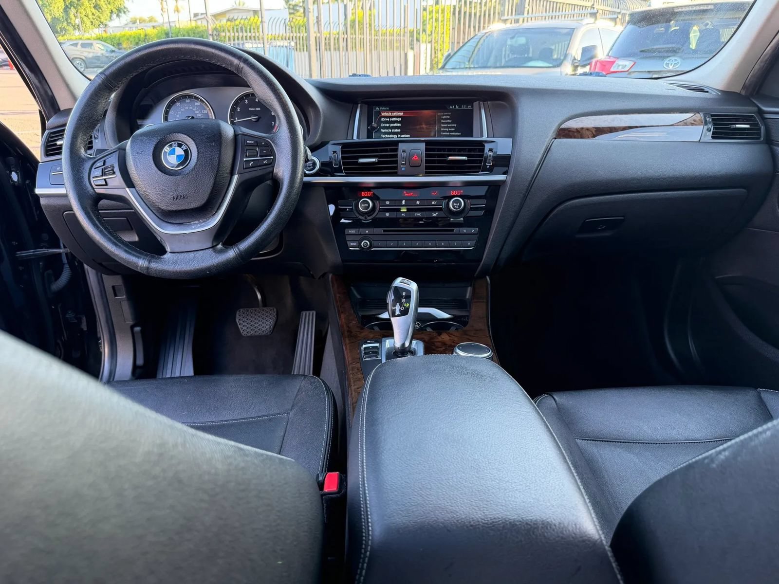 Used 2017 BMW X3 sDrive28i RWD image 36