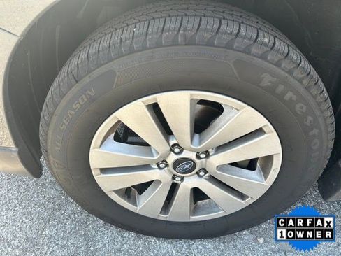 Used 2018 Subaru Outback 2.5i Premium image 10