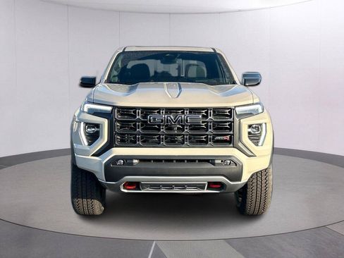 New 2026 GMC Canyon AT4 w/ Nightfall Edition AWD/4WD image 9