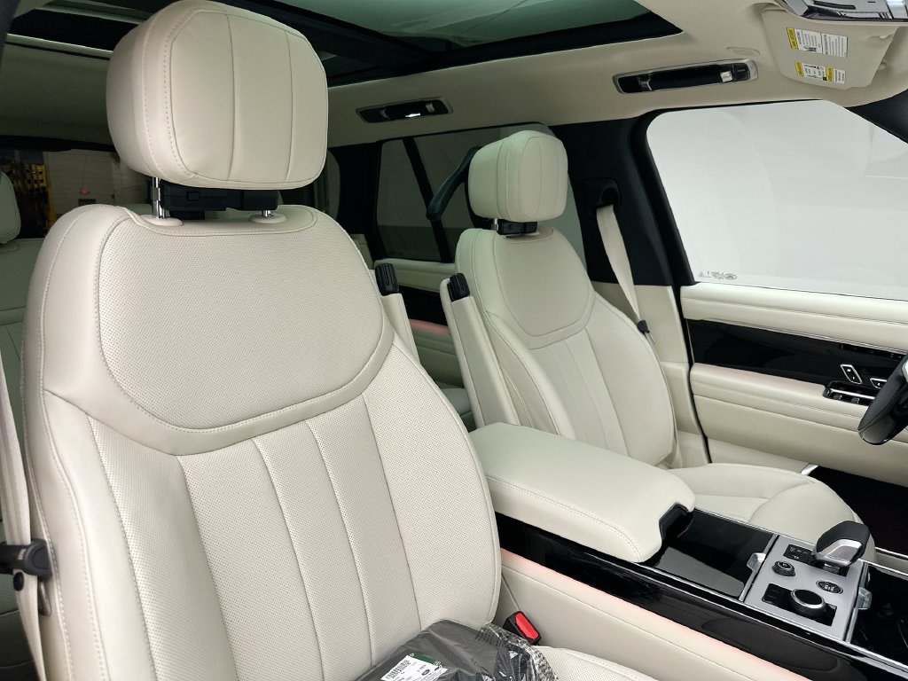 New 2027 Land Rover Range Rover SE AWD/4WD image 6
