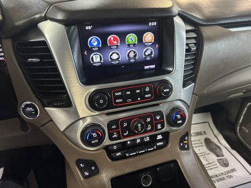 Used 2015 GMC Yukon XL SLT w/ Open Road Package RWD image 9