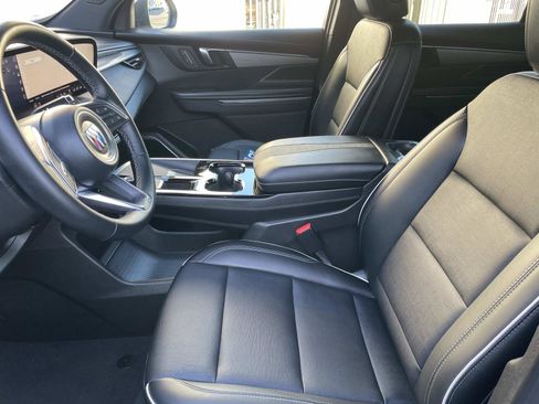 Used 2025 Buick Enclave Preferred image 22