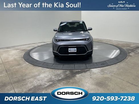 New 2025 Kia Soul LX image 2