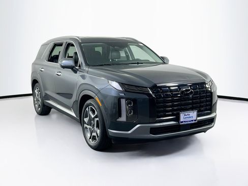 Used 2023 Hyundai Palisade SEL w/ Cargo Package AWD/4WD image 3