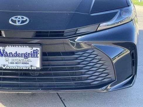 Certified 2025 Toyota Camry LE FWD image 9