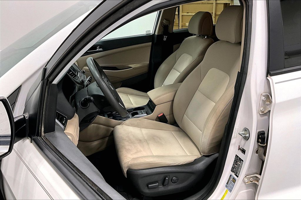 Used 2017 Hyundai Tucson SE w/ SE Popular Package 02 FWD image 28