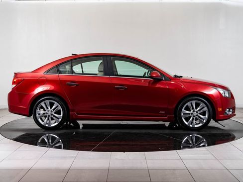 Used 2011 Chevrolet Cruze LTZ w/ RS Package FWD image 11
