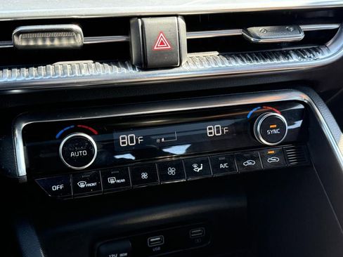 Used 2023 Kia K5 GT image 24