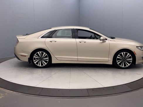 Used 2017 Lincoln MKZ Select w/ Select Plus Package FWD image 6