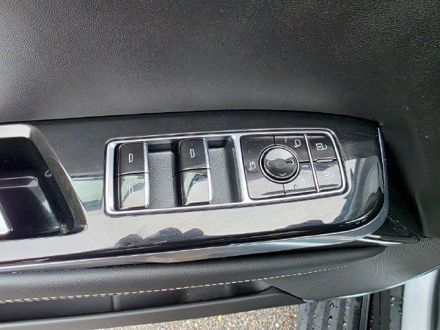 Used 2026 Cadillac Escalade V AWD/4WD image 26