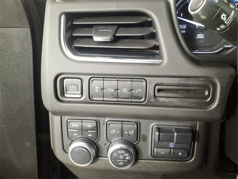 Used 2021 GMC Yukon SLE w/ Max Trailering Package image 28