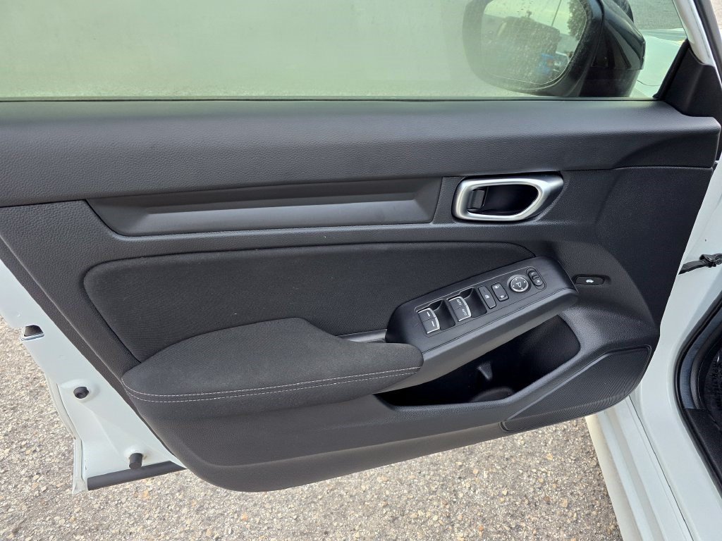 Used 2024 Honda Civic Sport image 13