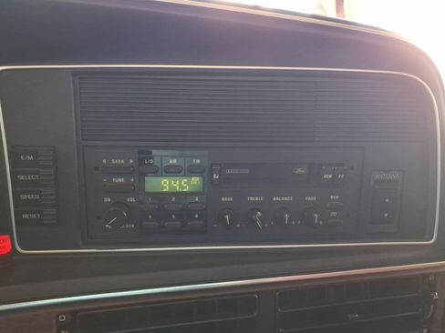 Used 1989 Mercury Cougar LS RWD image 11