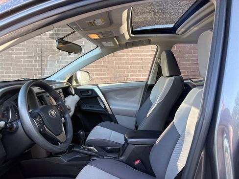 Used 2013 Toyota RAV4 XLE AWD/4WD image 11