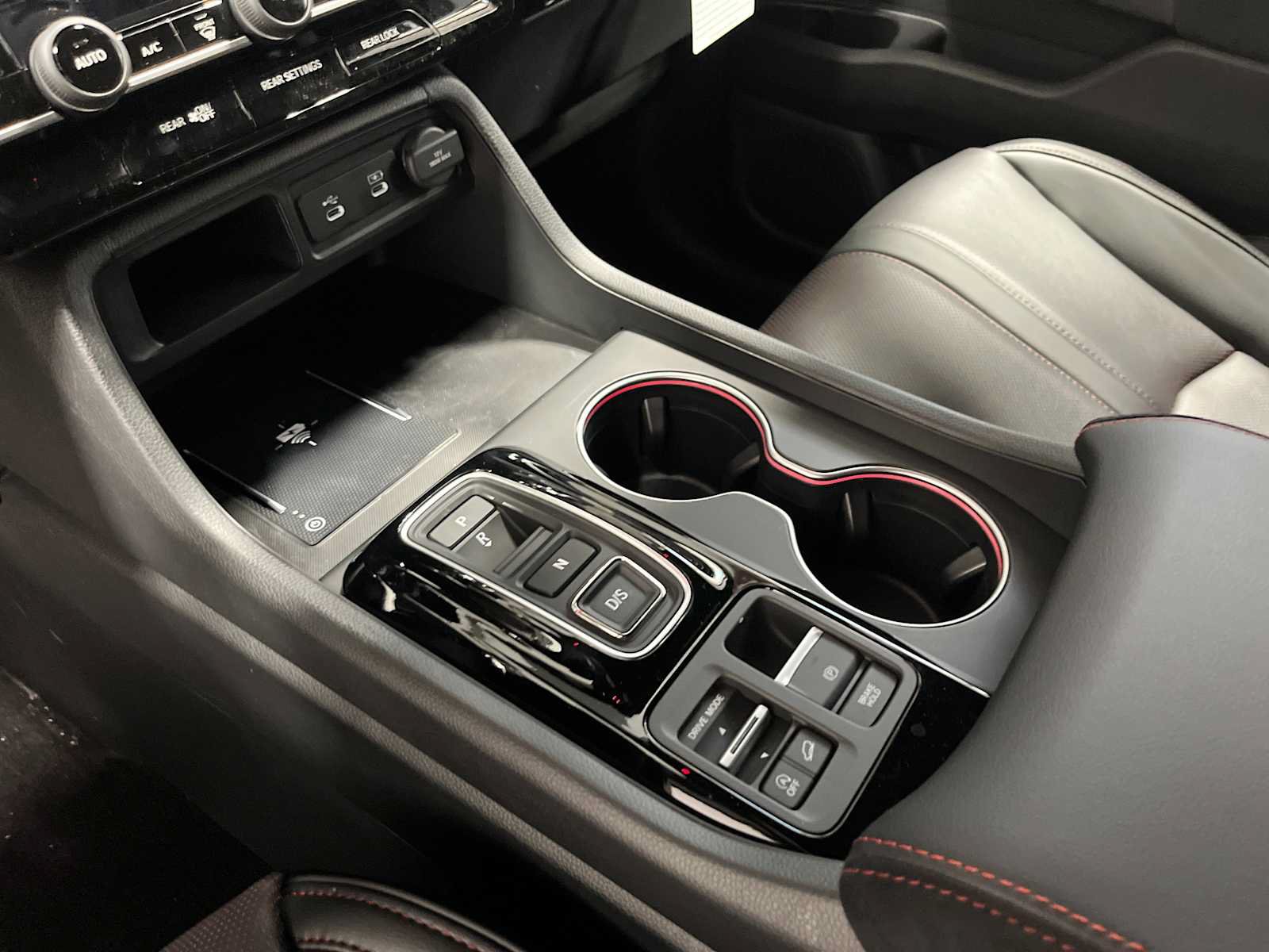 New 2026 Honda Pilot Black Edition image 17