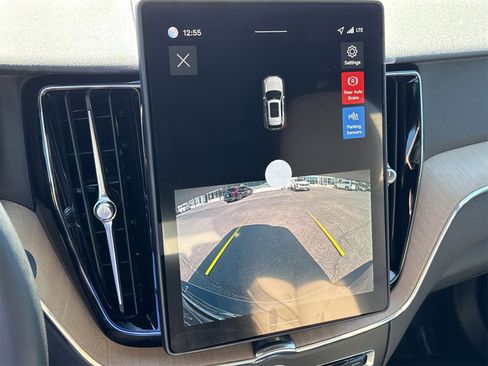 New 2026 Volvo XC60 B5 Core image 24