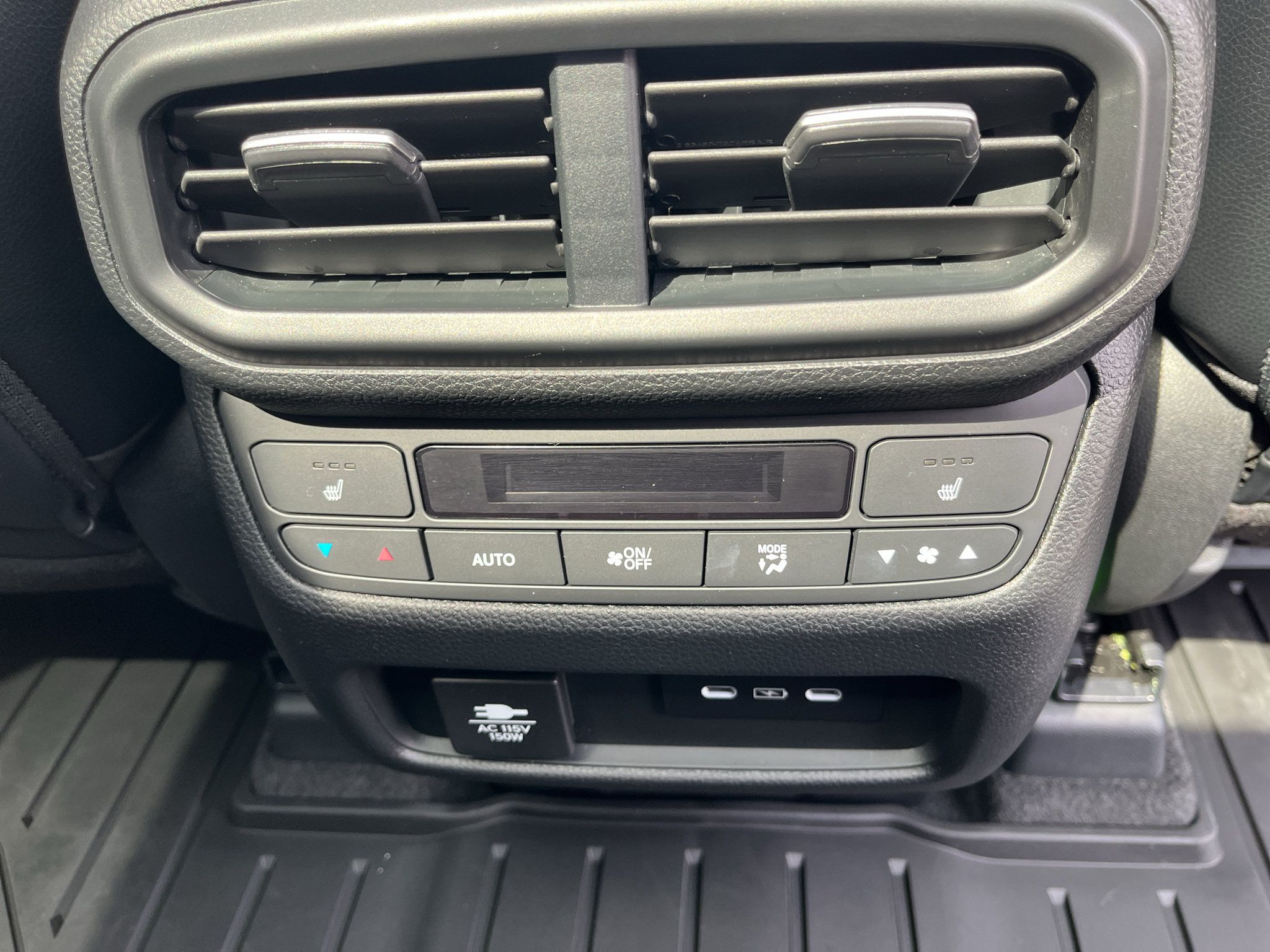 Used 2024 Honda Pilot Elite image 47