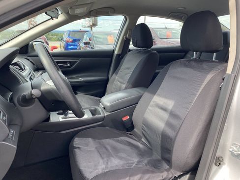 Used 2017 Nissan Altima 2.5 S w/ Power Driver Seat Package FWD image 12