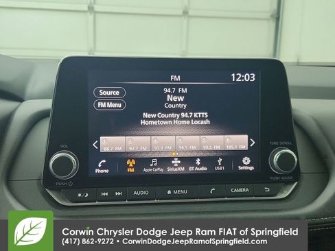 Used 2025 Nissan Rogue SV FWD image 23