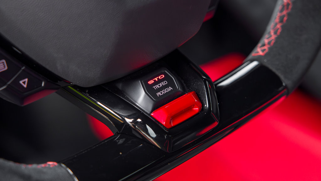Used 2022 Lamborghini Huracan STO RWD image 19
