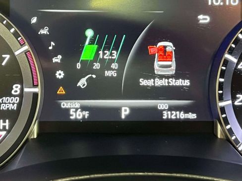 Used 2022 Toyota Highlander XSE image 29