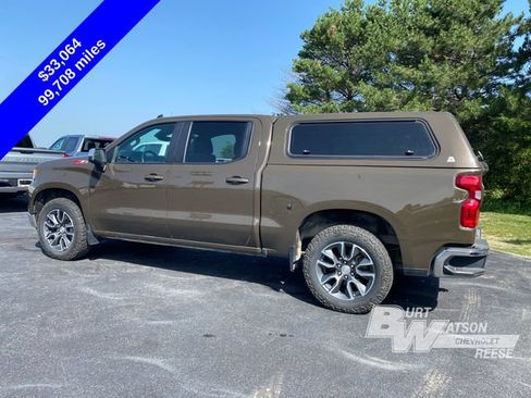 Used 2023 Chevrolet Silverado 1500 LT AWD/4WD image 6
