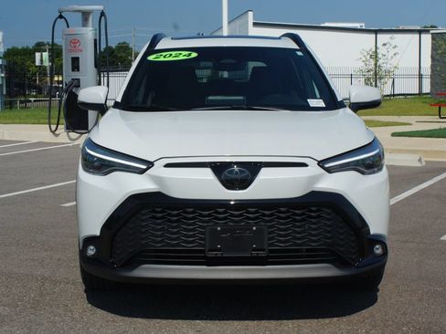 Used 2024 Toyota Corolla Cross AWD Hybrid w/ Convenience Package image 26