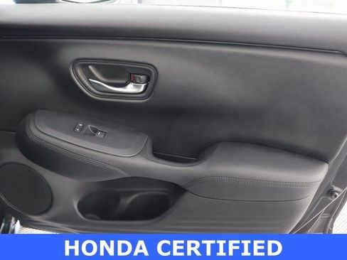 Certified 2024 Honda HR-V LX image 26