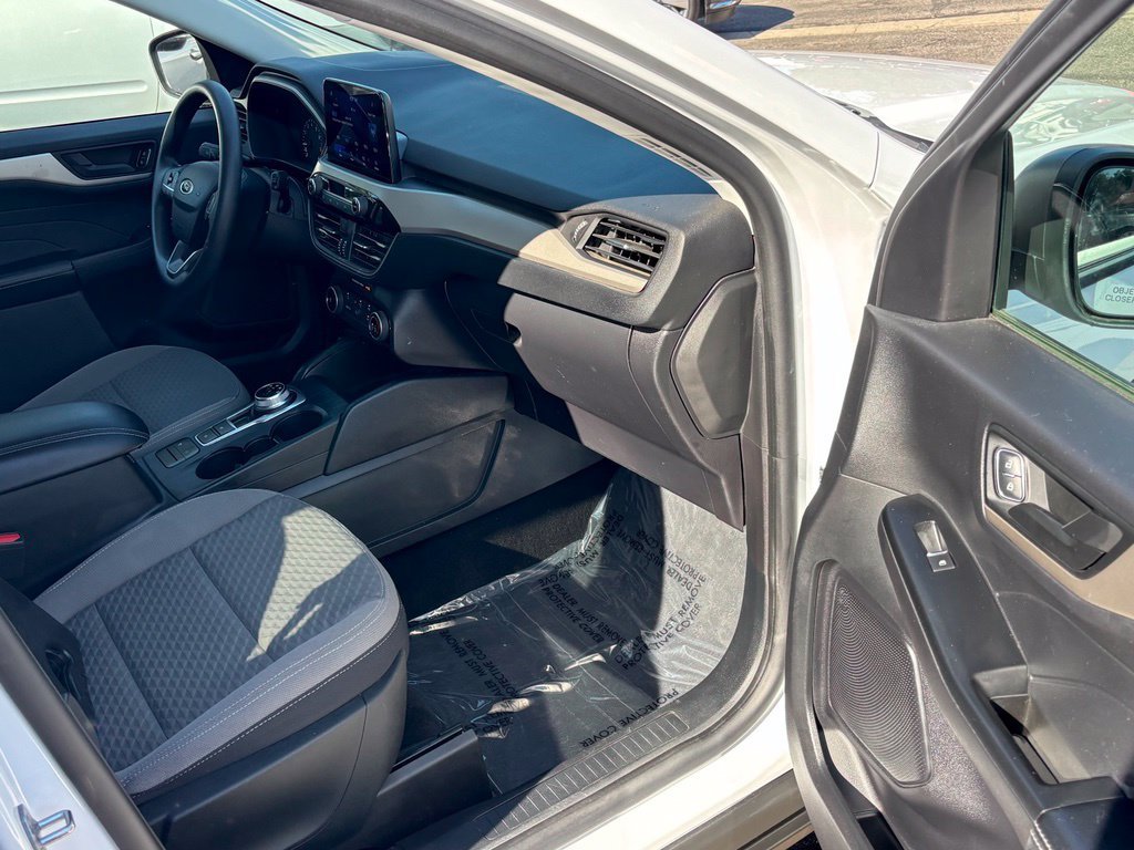 Used 2022 Ford Escape SE AWD/4WD image 27