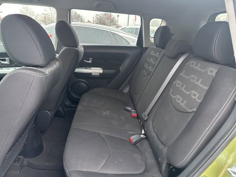 Used 2012 Kia Soul + w/ Audio Pkg image 8