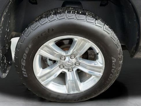 Used 2018 RAM 1500 Sport image 32