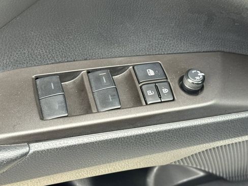 Used 2023 Toyota Camry SE w/ Convenience Package FWD image 15