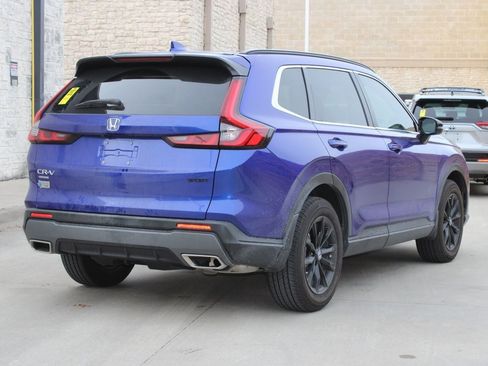 Used 2024 Honda CR-V Sport image 3