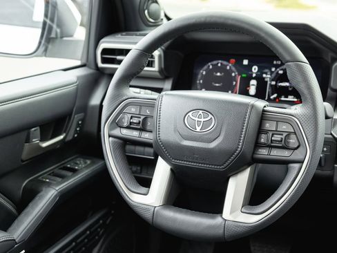 New 2026 Toyota 4Runner 4WD image 13