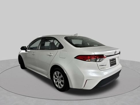 Used 2023 Toyota Corolla LE FWD image 5
