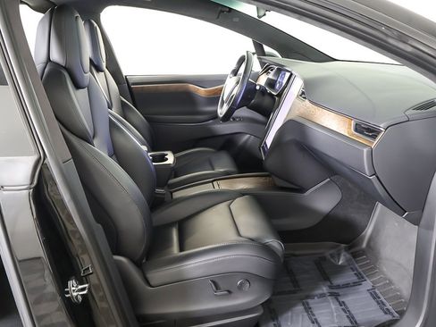 Used 2020 Tesla Model X Long Range image 30