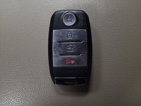 Used 2019 Kia Sorento EX FWD image 32