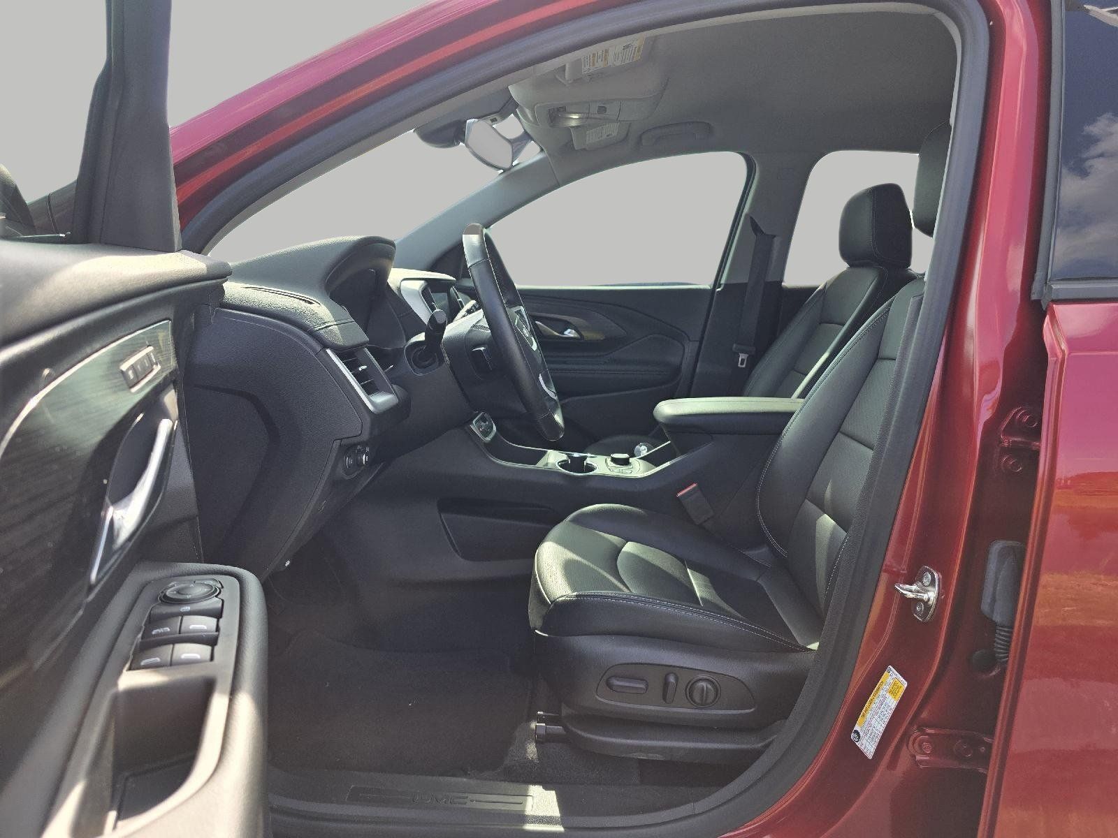 Used 2024 GMC Terrain SLT w/ Elevation Edition FWD image 12