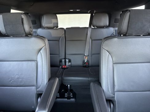 Used 2024 GMC Yukon Denali AWD/4WD image 25