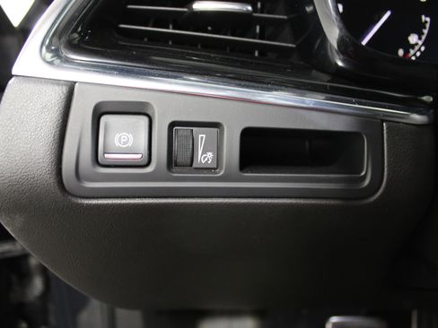 Used 2021 Cadillac XT6 Sport image 8